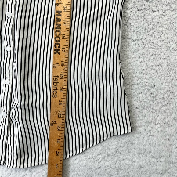 Women's Express Black White Stripe Portofino Stripe Original Fit Top Size SP - Picture 3 of 9